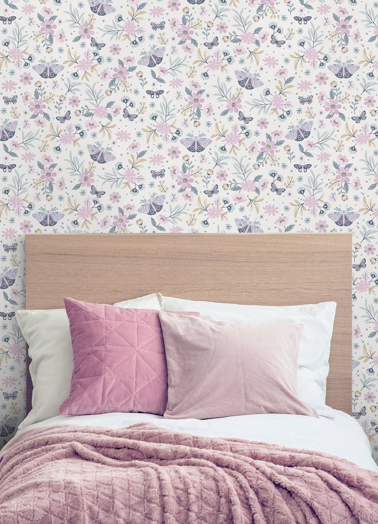Chesapeake 4060-58103 Zev Pink Butterfly Wallpaper