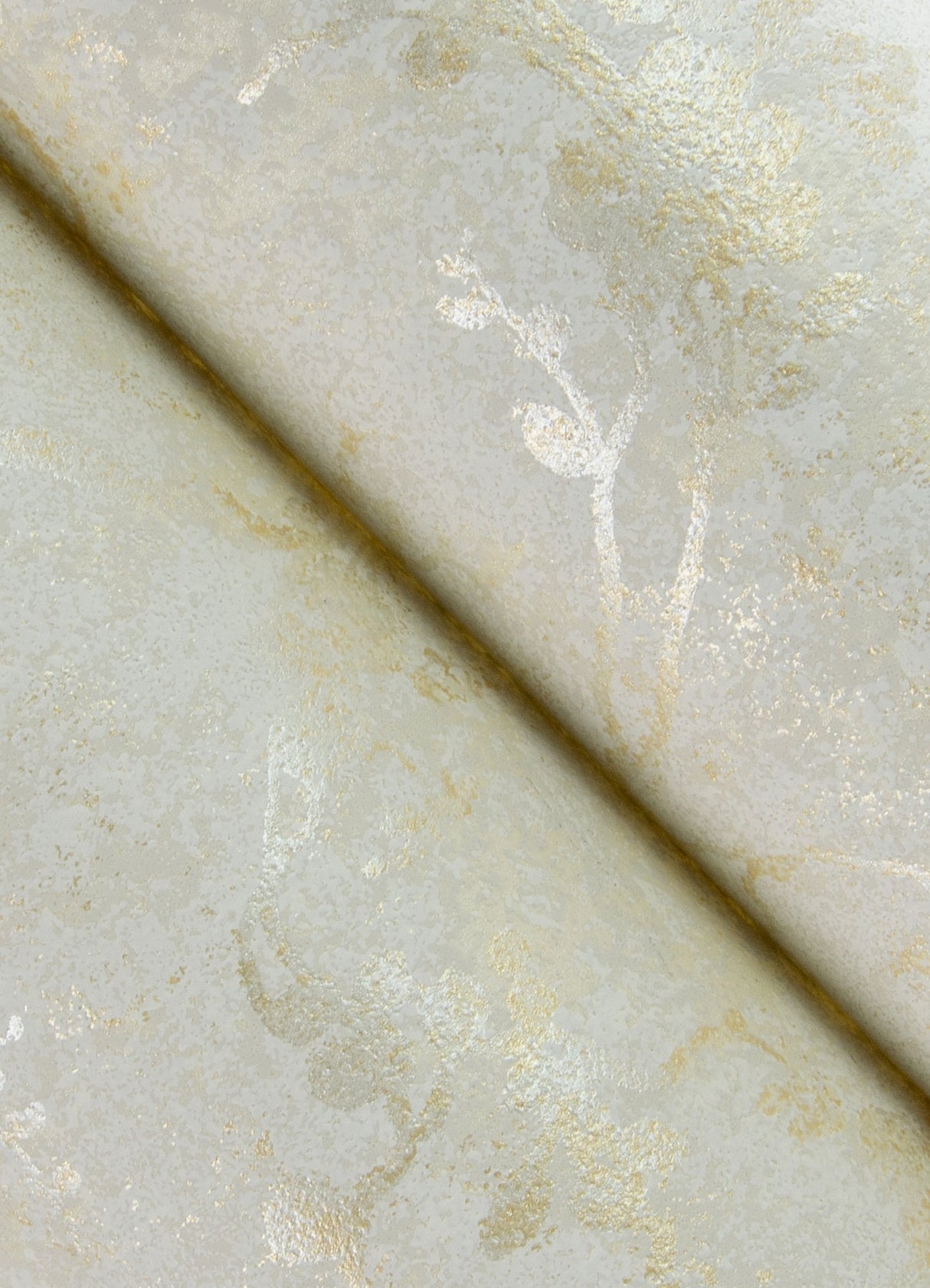 A-Street Prints 4105-86648 Mahina Pearl Floral Vine Wallpaper