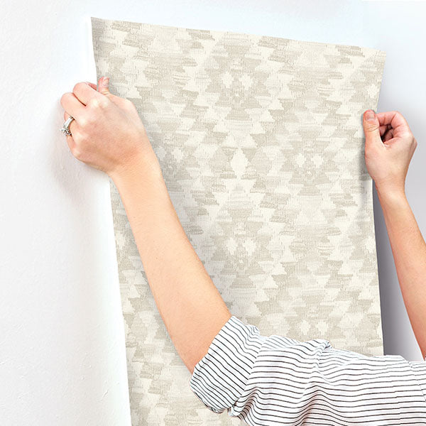 Chesapeake 4142-72605 Montana Bone Wallpaper - Eade's Wallpaper