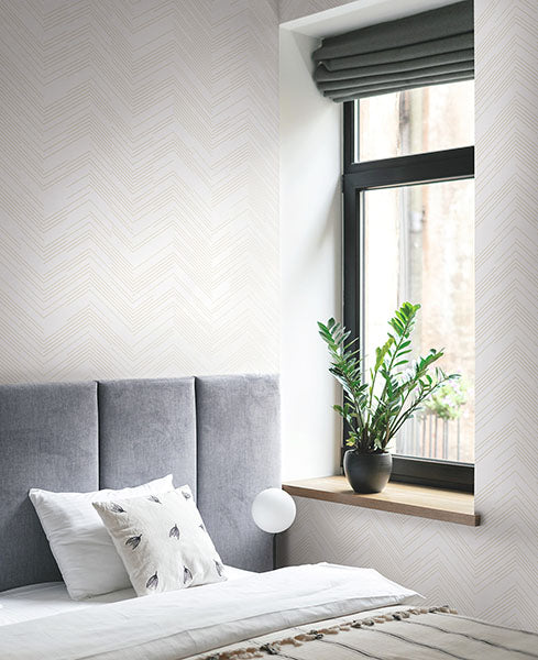 Warner Chevron Fabric Backed Wallpaper 4184-4954 - Eade's