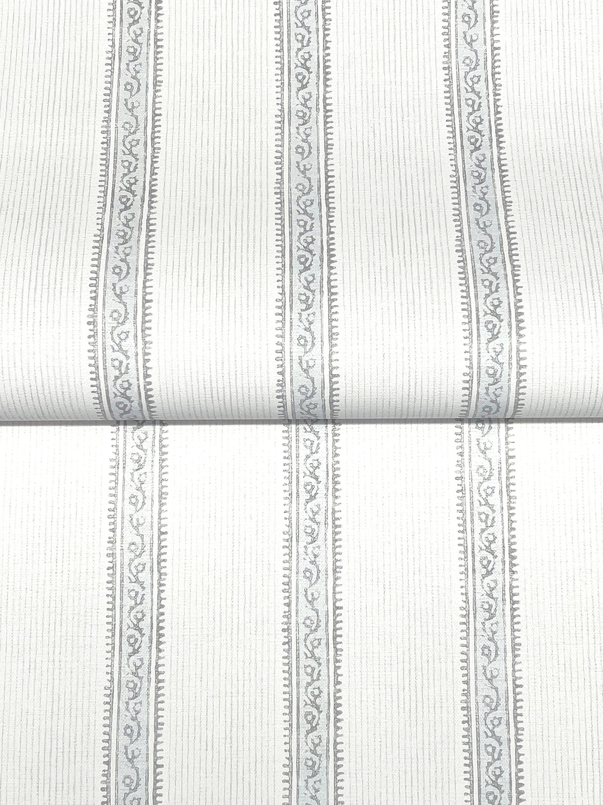 Chesapeake 4192-27690 Mandevilla Light Blue Vine Stripe Wall