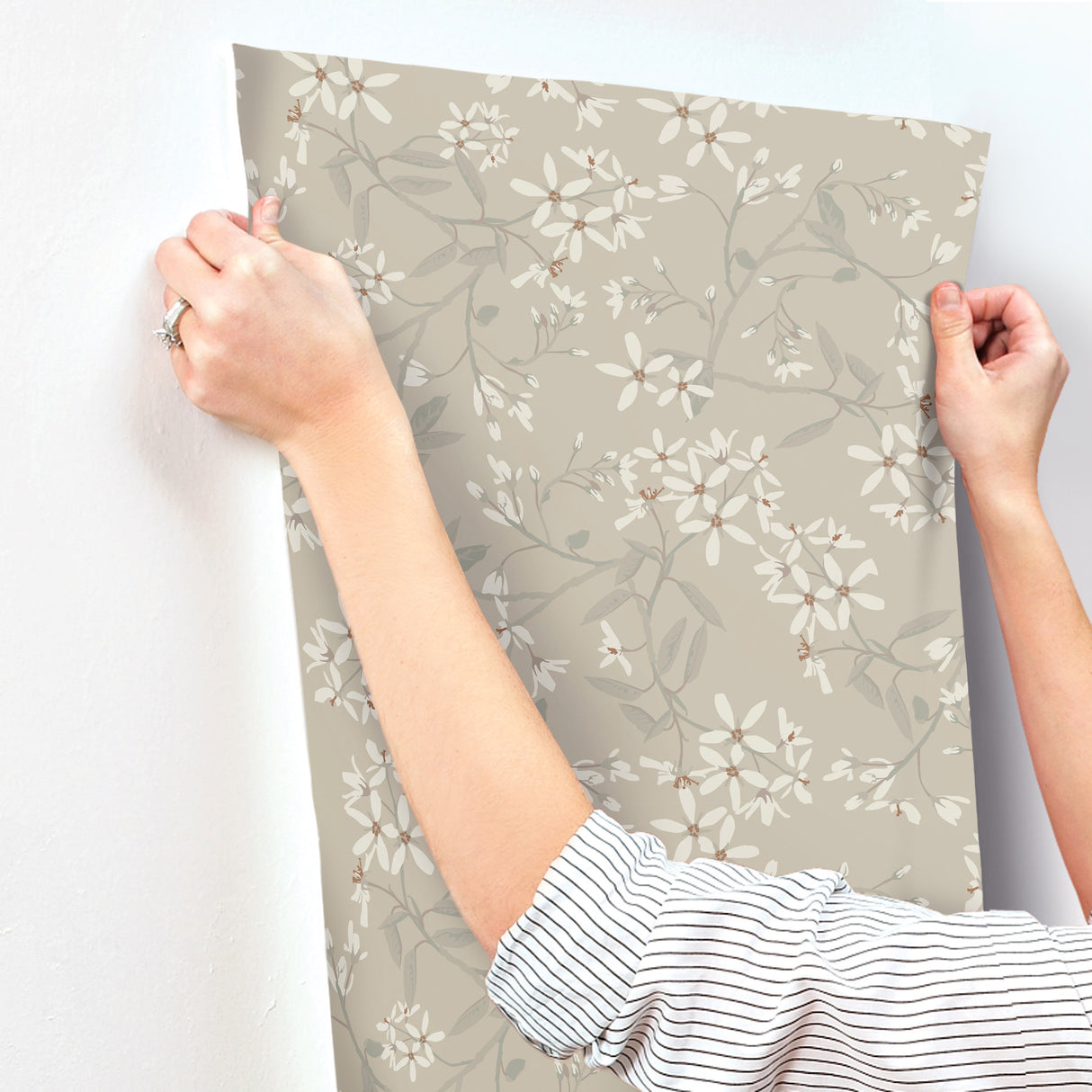 A-Street Prints 4201-20113 Paradis Grey Bouquet Toss Wallpap
