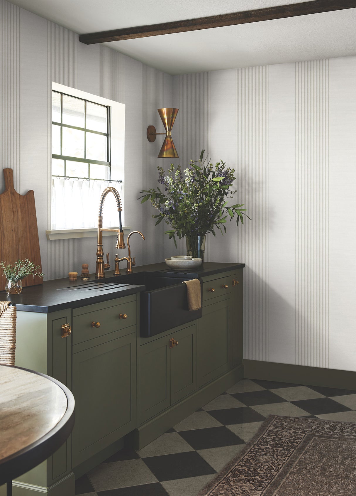 Ronald Redding 4211-83526 Archer Stripe Light Grey Faux Line