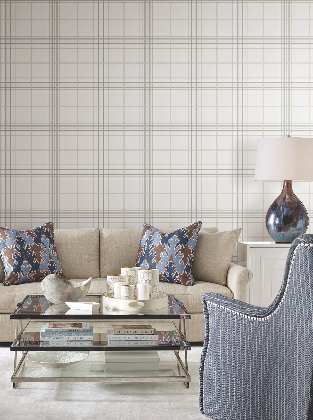 Ronald Redding 4211-83533 Lakeside Plaid White Tailored Wall