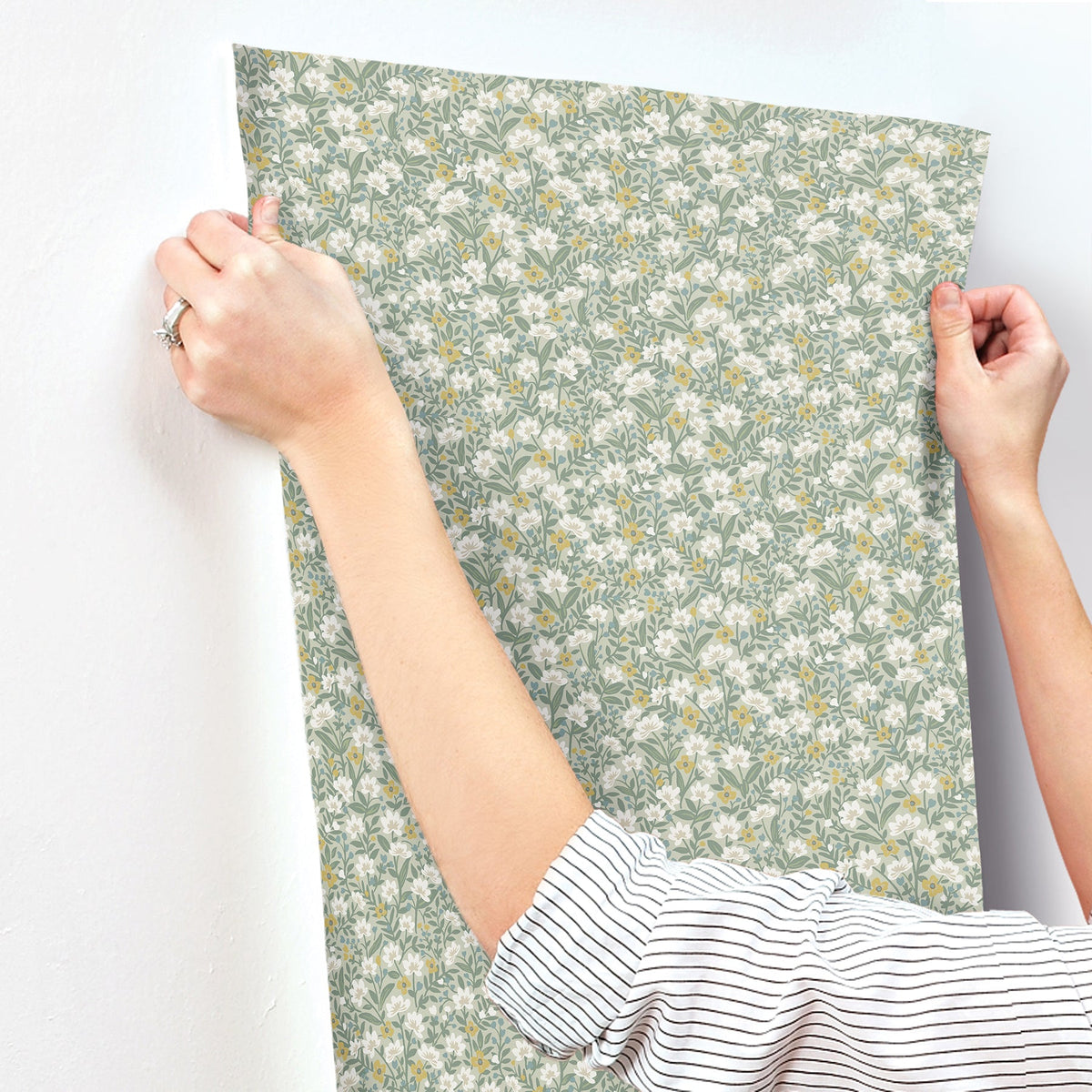 Rifle Paper Co. 4212-84366 Sylvie Sage Wallpaper