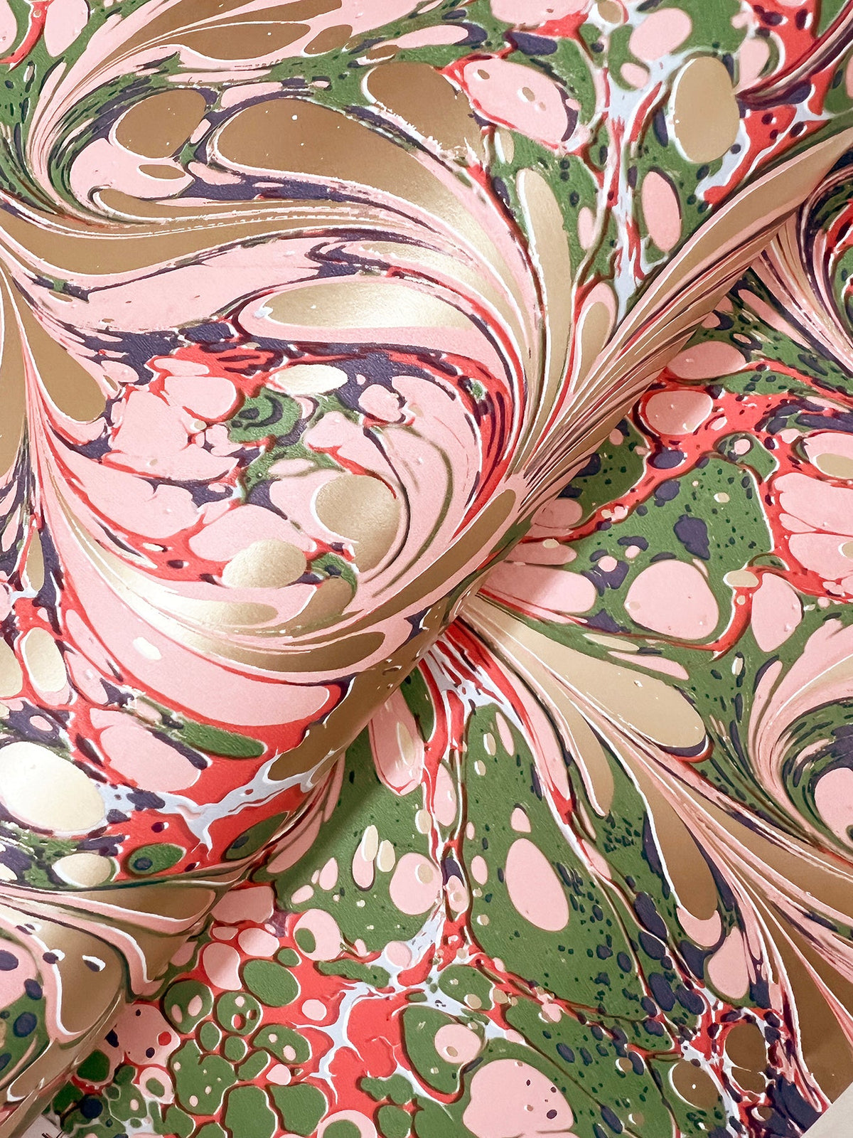 Rifle Paper Co. 4212-84376 Florence Rose Wallpaper