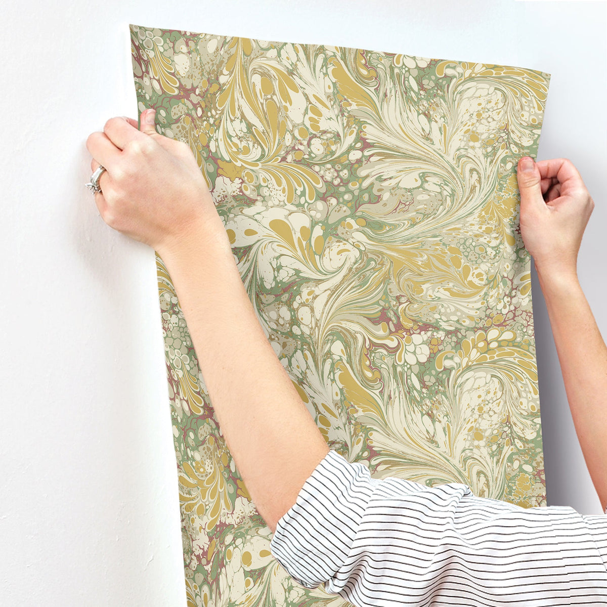 Rifle Paper Co. 4212-84379 Florence Gold Wallpaper