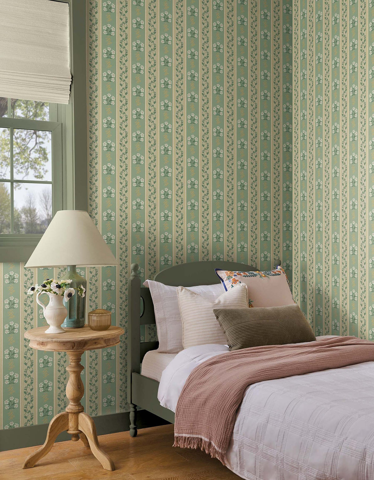 Rifle Paper Co. 4212-84418 Portico Sage Wallpaper