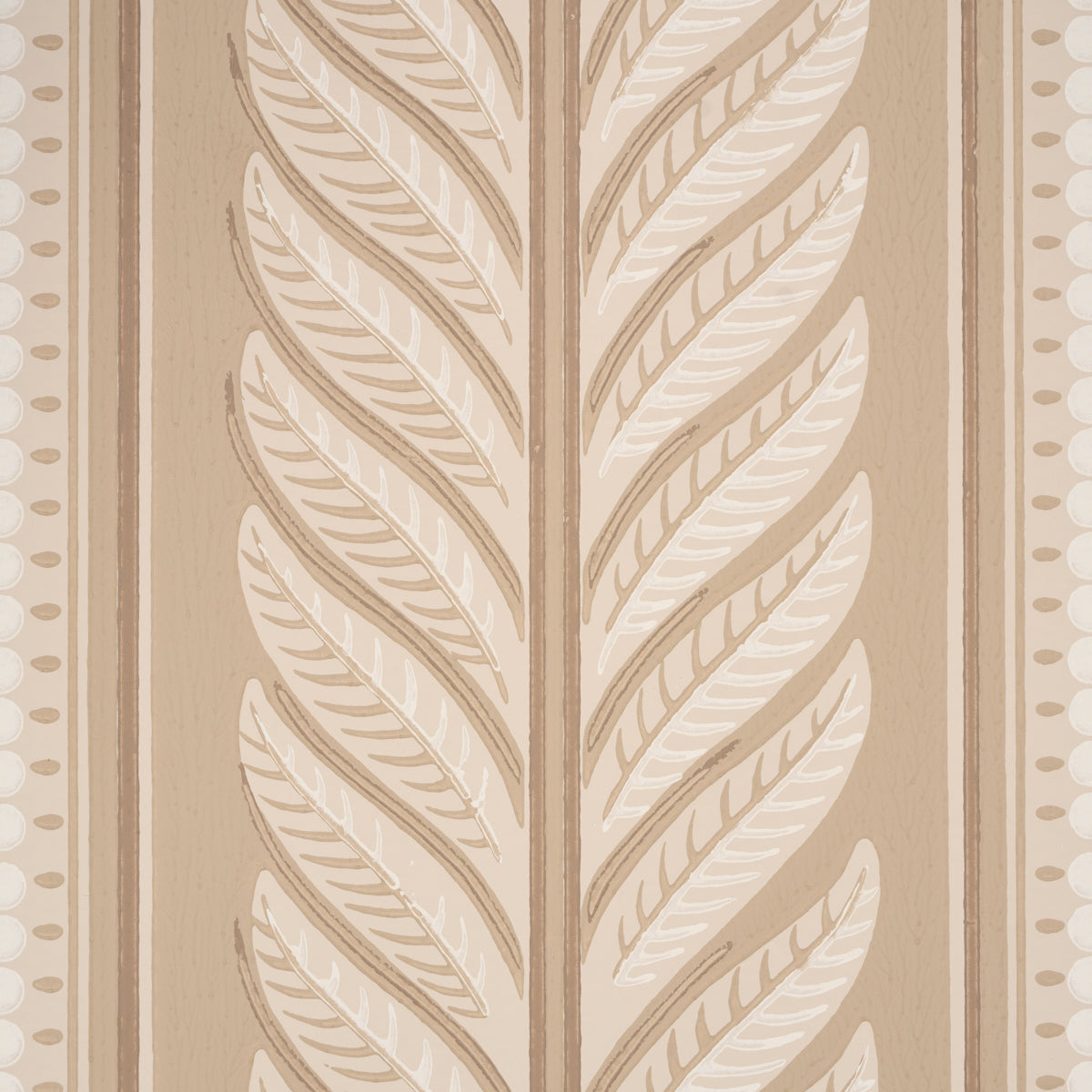 Schumacher 5004453 HYDRANGEA DRAPE in FAWN Wallpaper - GREEN