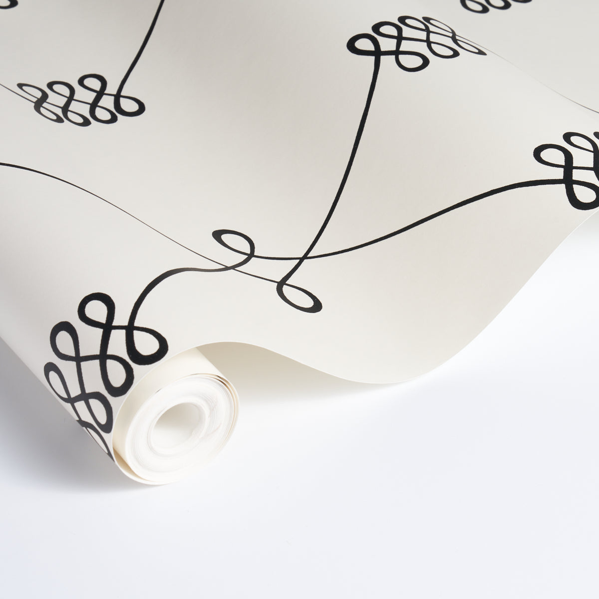 Eade’s BLACK ON CREAM