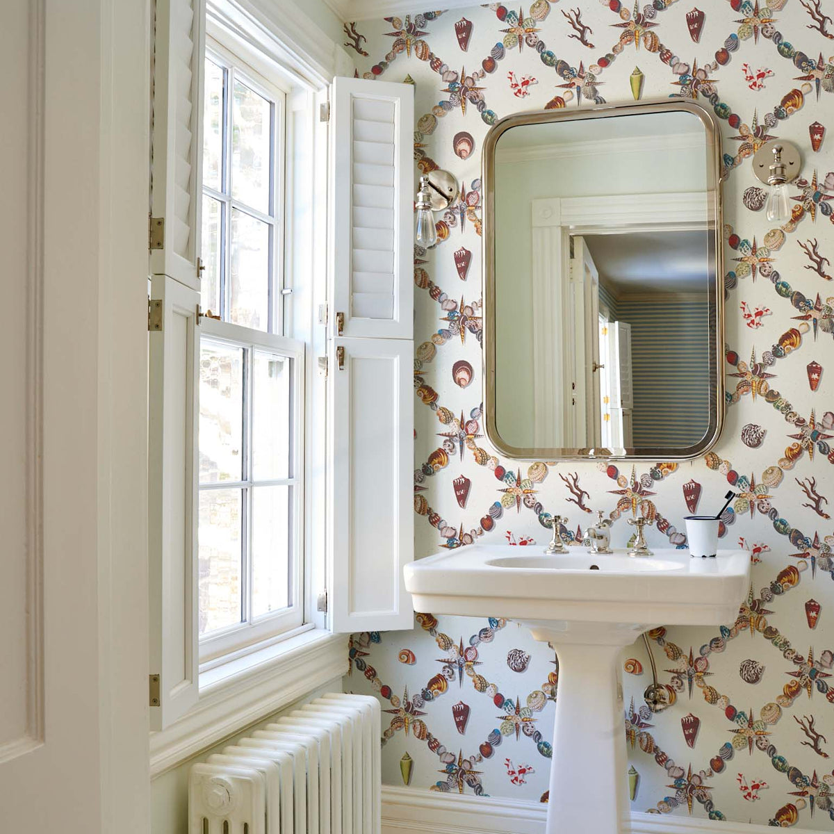 Eade’s MULTI ON IVORY