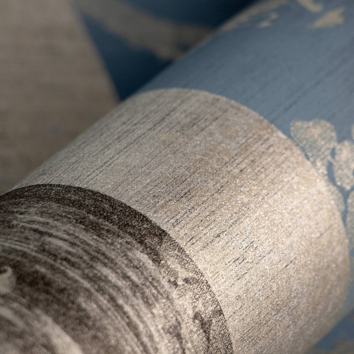 Eade's 64300-sample Blue