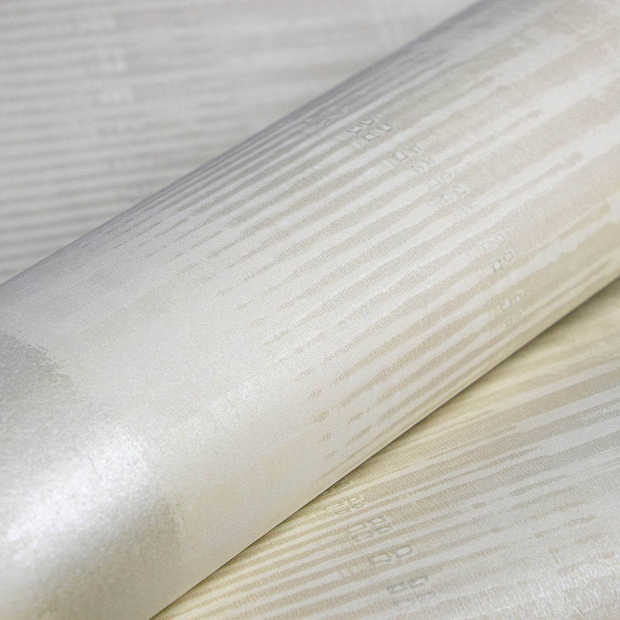 Eade's 64322-sample White