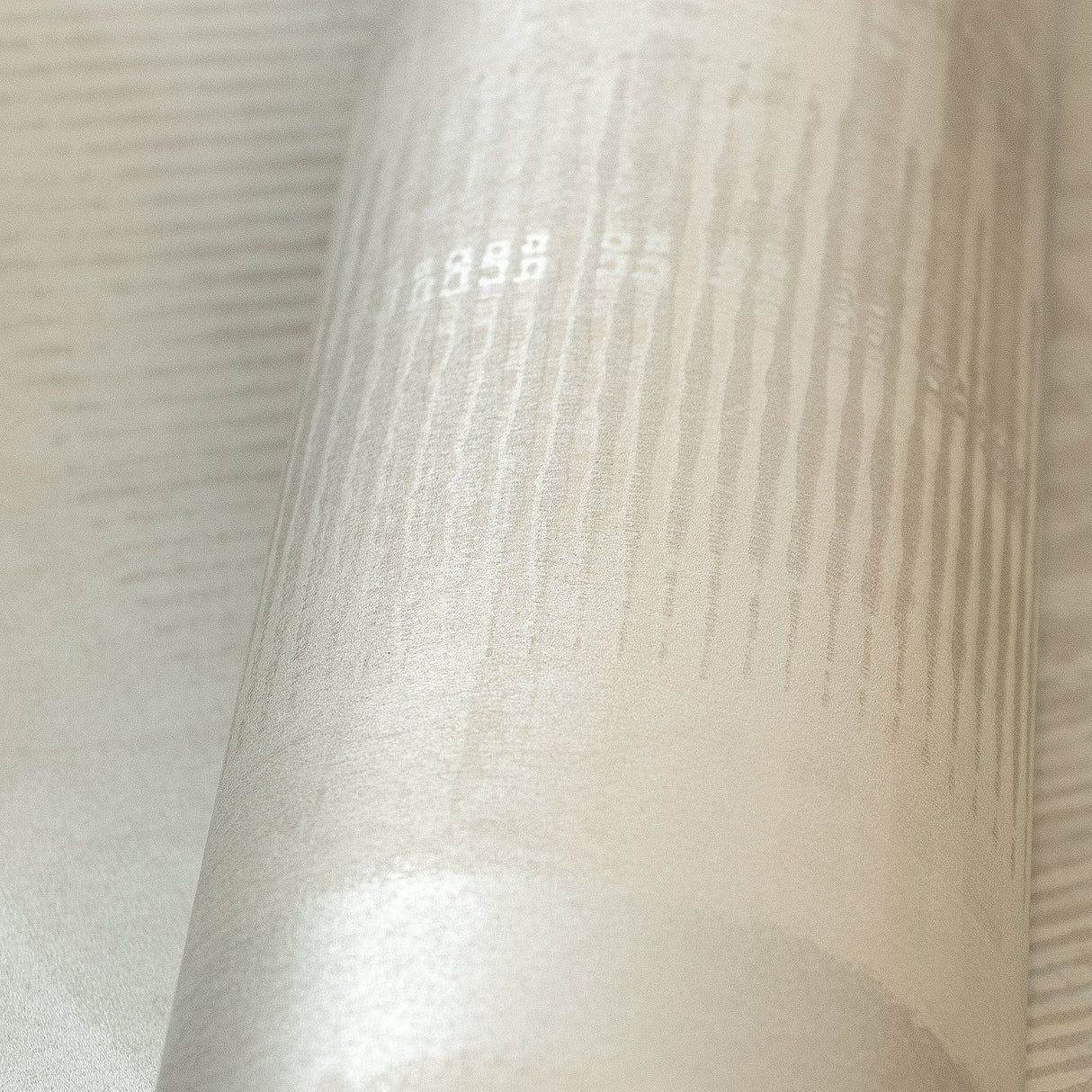 Eade's 64322-sample White