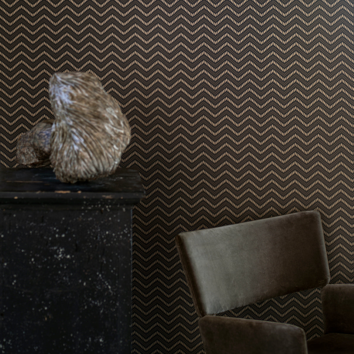 Schumacher 6482 CHEVRON DOTS in BROWN AND GOLD Wallpaper - B