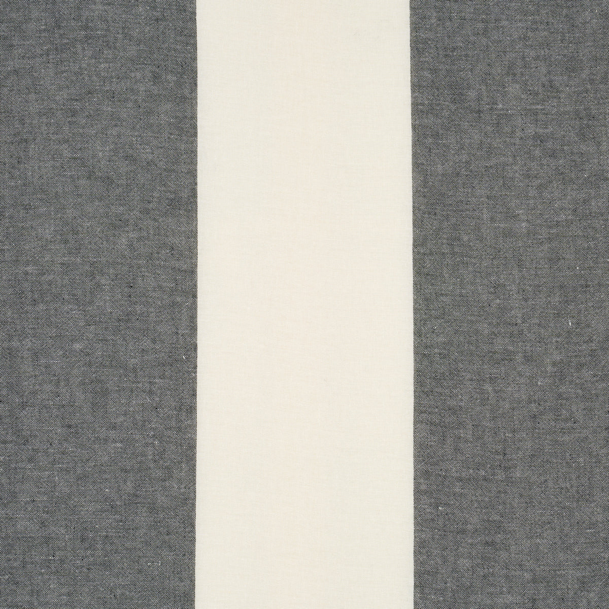 Eade’s CARBON AND WHITE