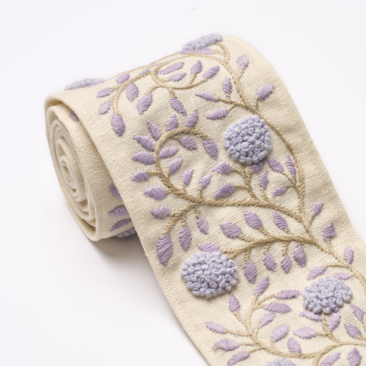 Schumacher 76297 ASHOKA TAPE in LILAC & CREAM Trim - PERENNI