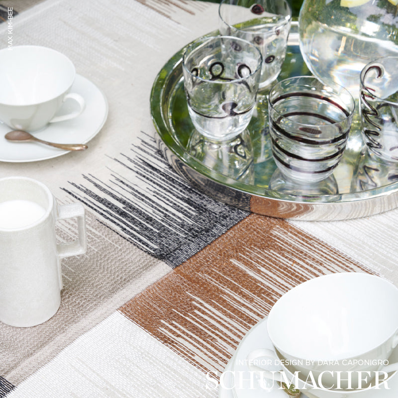 Eade’s BLACK & NEUTRAL