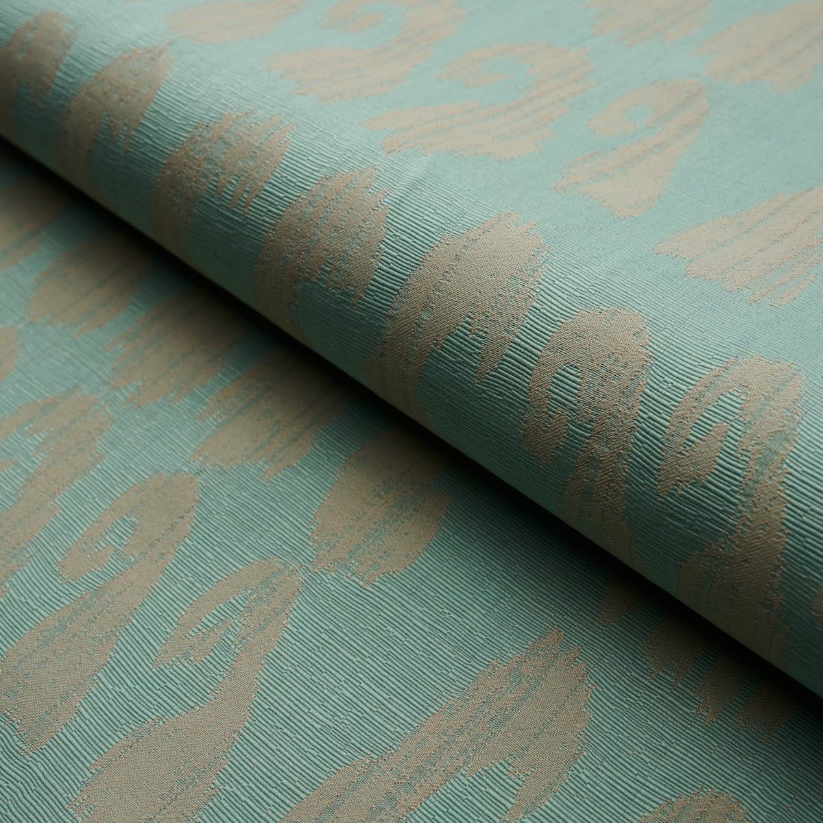Schumacher 80381 NALLAMALA FABRIC in OCEAN Fabric - PERENNIA