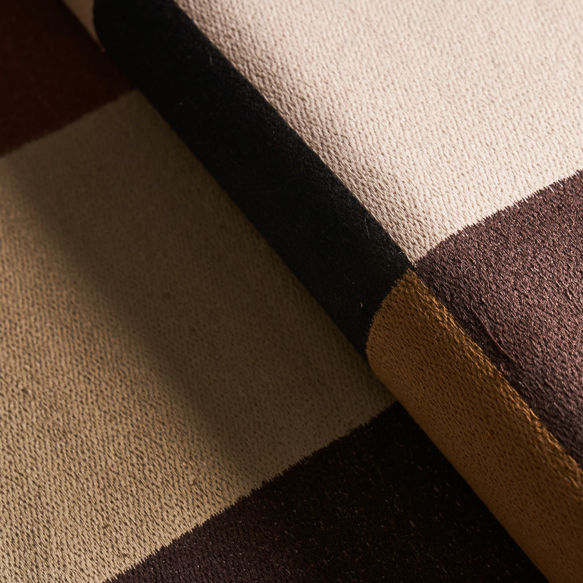 Eade’s STRONG NEUTRAL