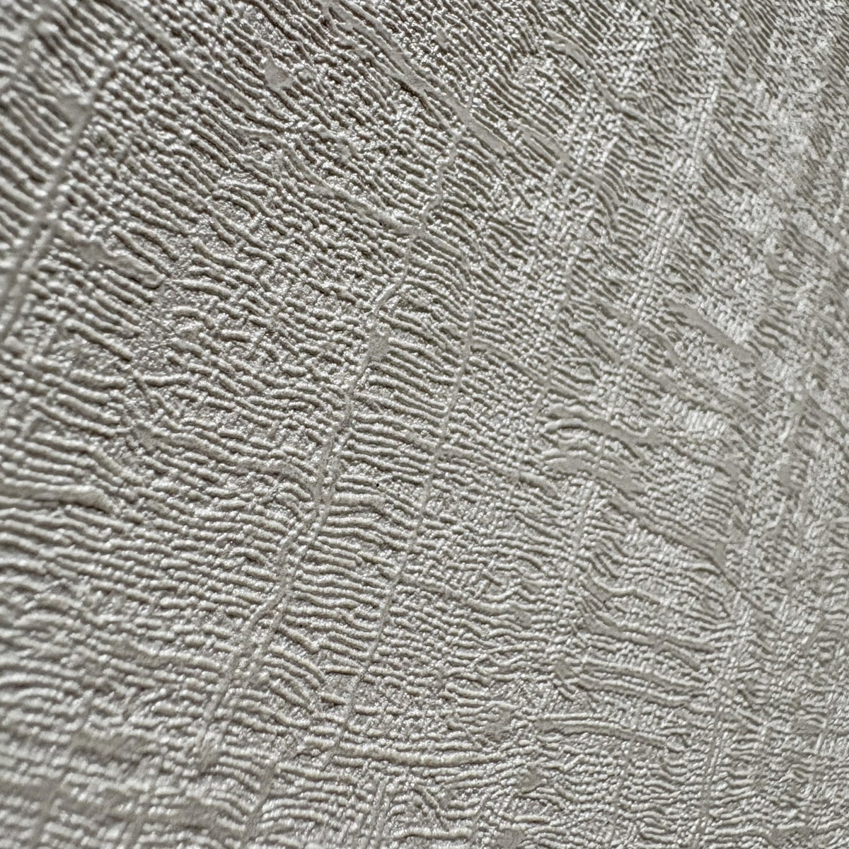 Veer Decor Casbah Crackle Texture White Wallpaper 8387-AM1