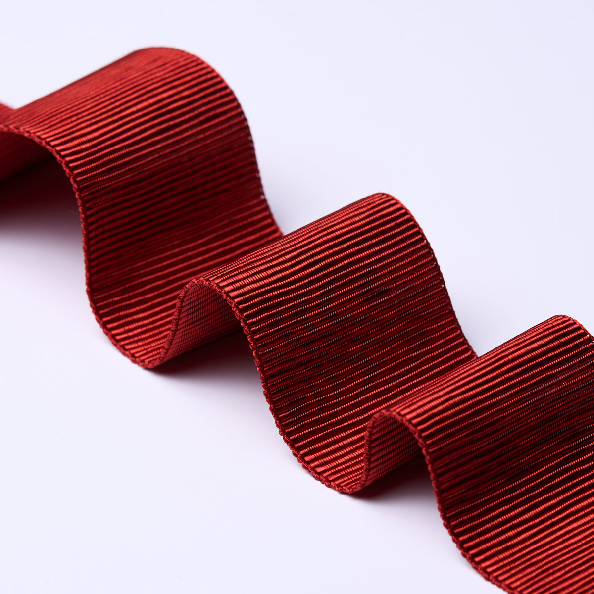 Schumacher 83872 WIDE FAILLE TAPE in FLAME Trim - PERENNIAL