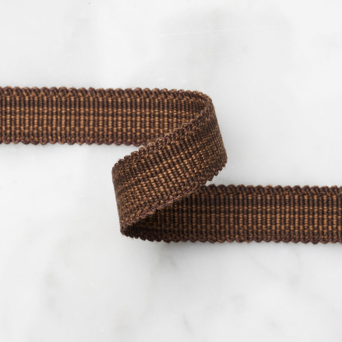 Schumacher 83952 COTTON STRIÉ TAPE NARROW in CHESTNUT Trim