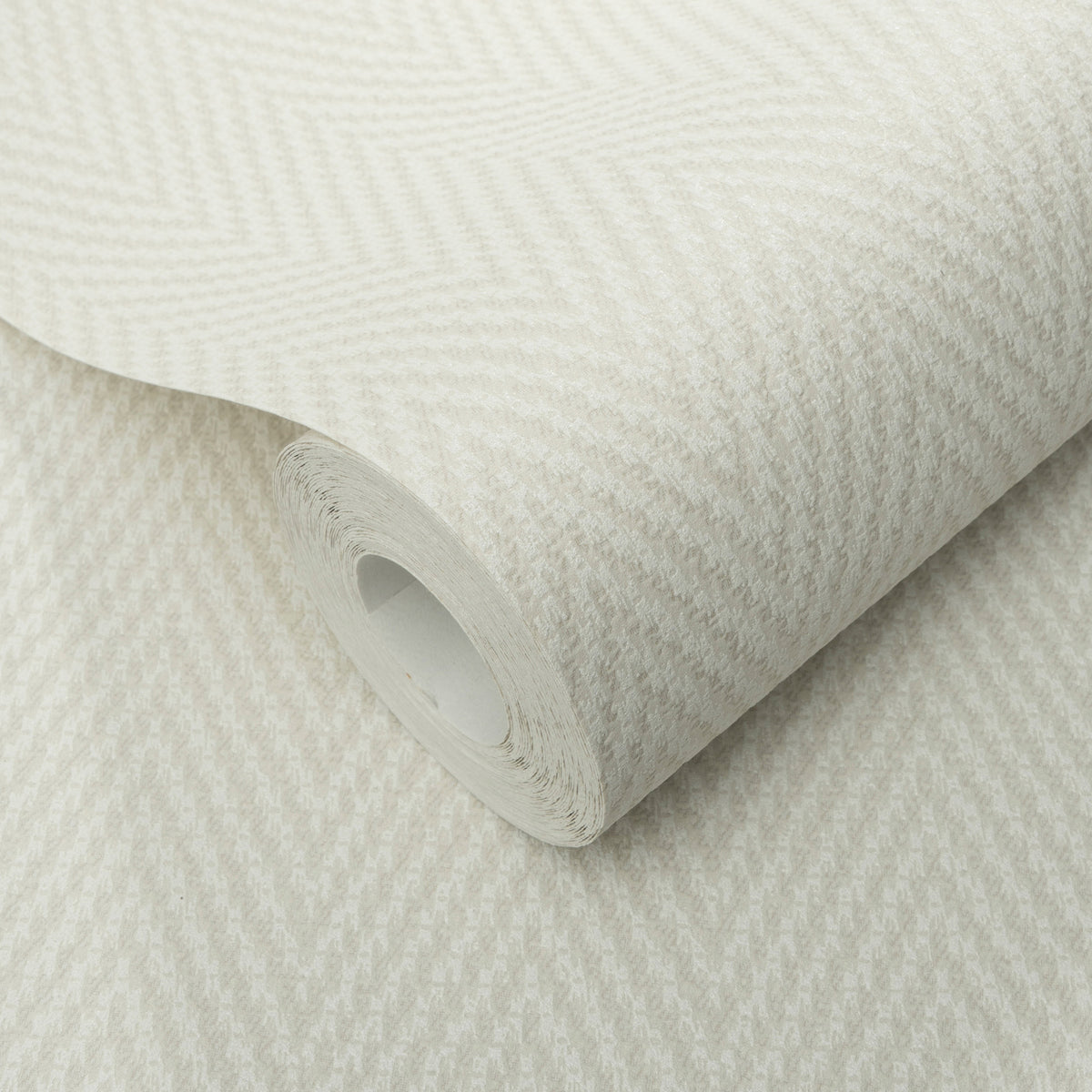 Veer Decor Varella Chevron Stripe Cream Wallpaper 8414-VRINC