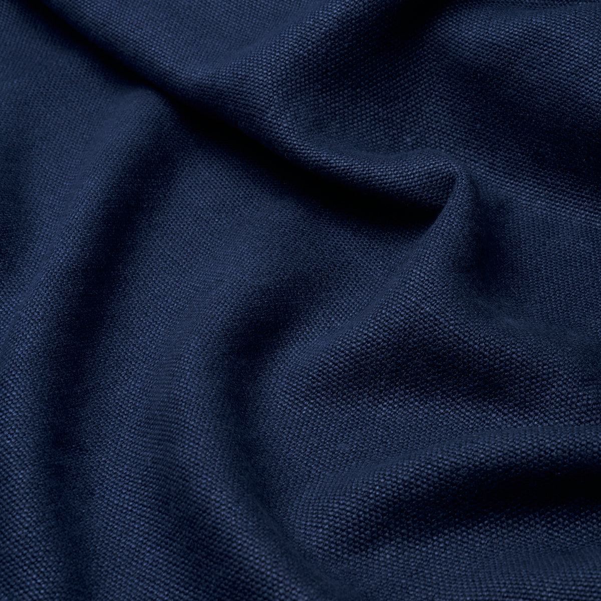 Schumacher 84947 FRANC LINEN in NAVY Fabric - PERFECT BASICS
