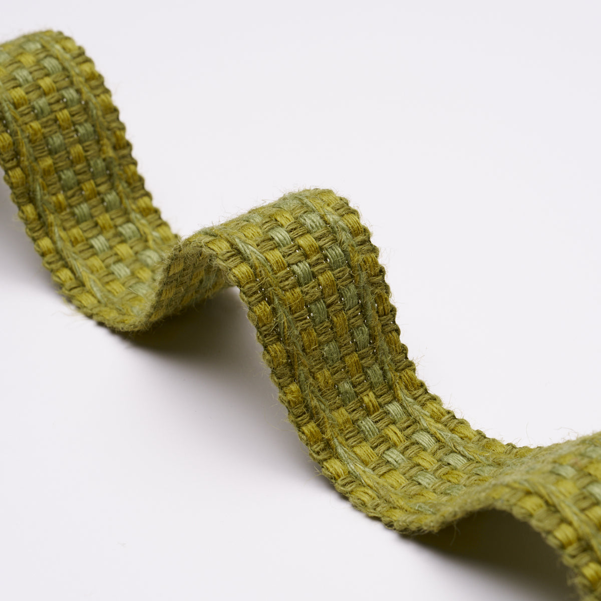 Schumacher 85540 COUNTRY BRAID in GRASS Trim - A COUNTRY LIF