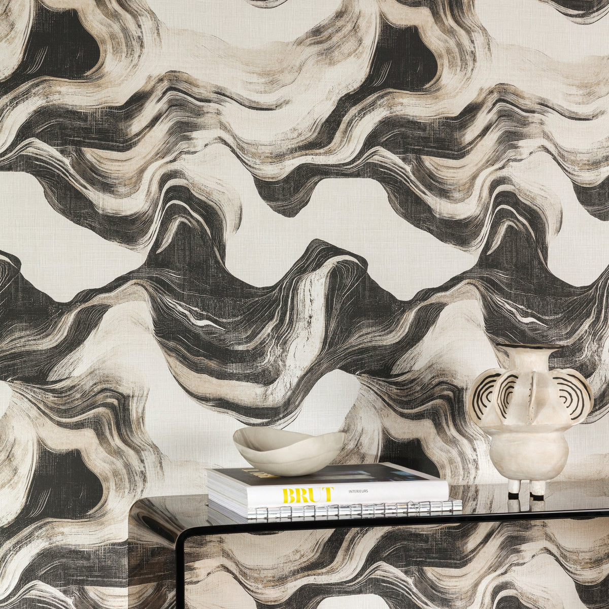 Galerie Structured Walls Geometric All-over Black Wallpaper