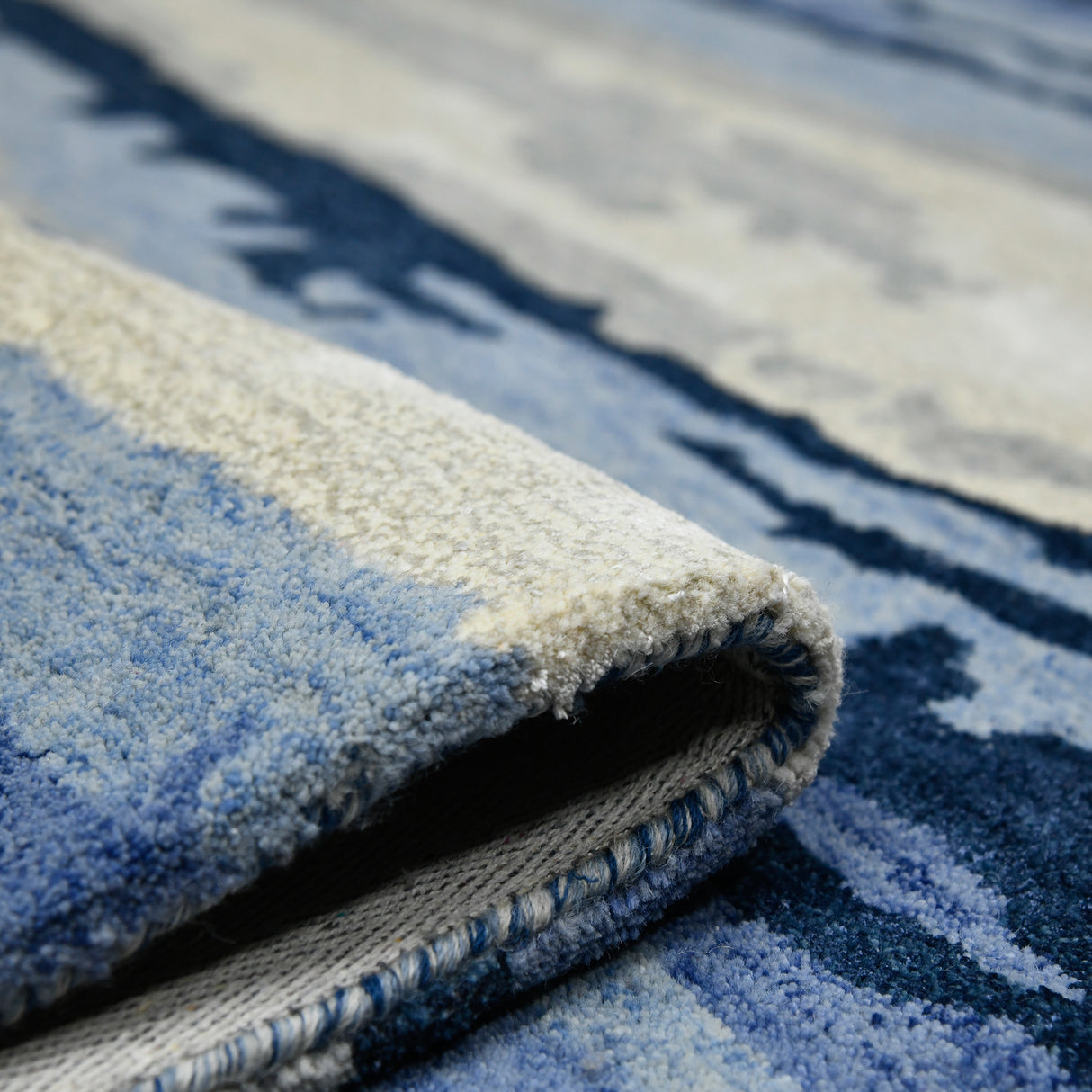 Amer Rugs ABS-7 Abstract Contemporary Area Rug