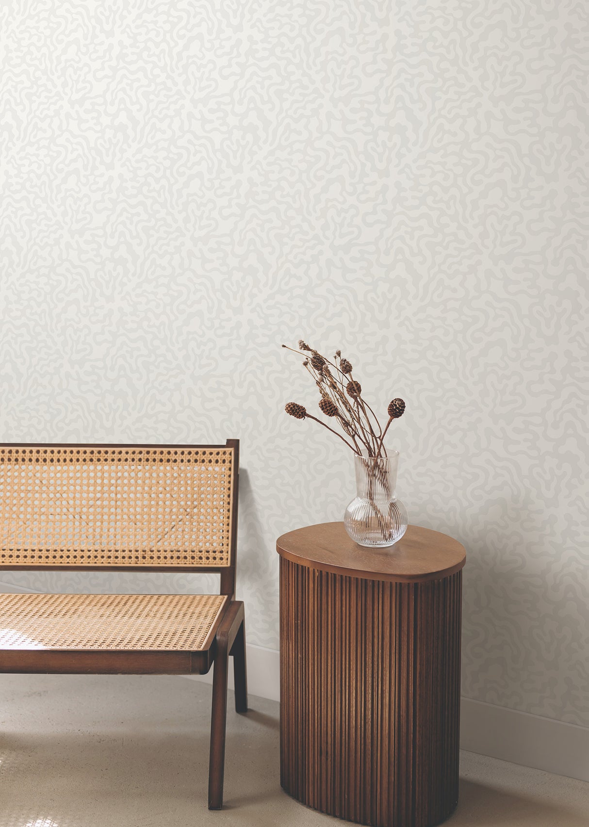 York AG2021 Nebulous Cloud Almond & Metallic Wallpaper