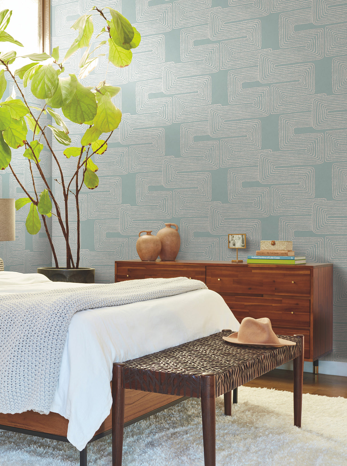 York AG2034 Zulu Thread Azure & Gold Wallpaper