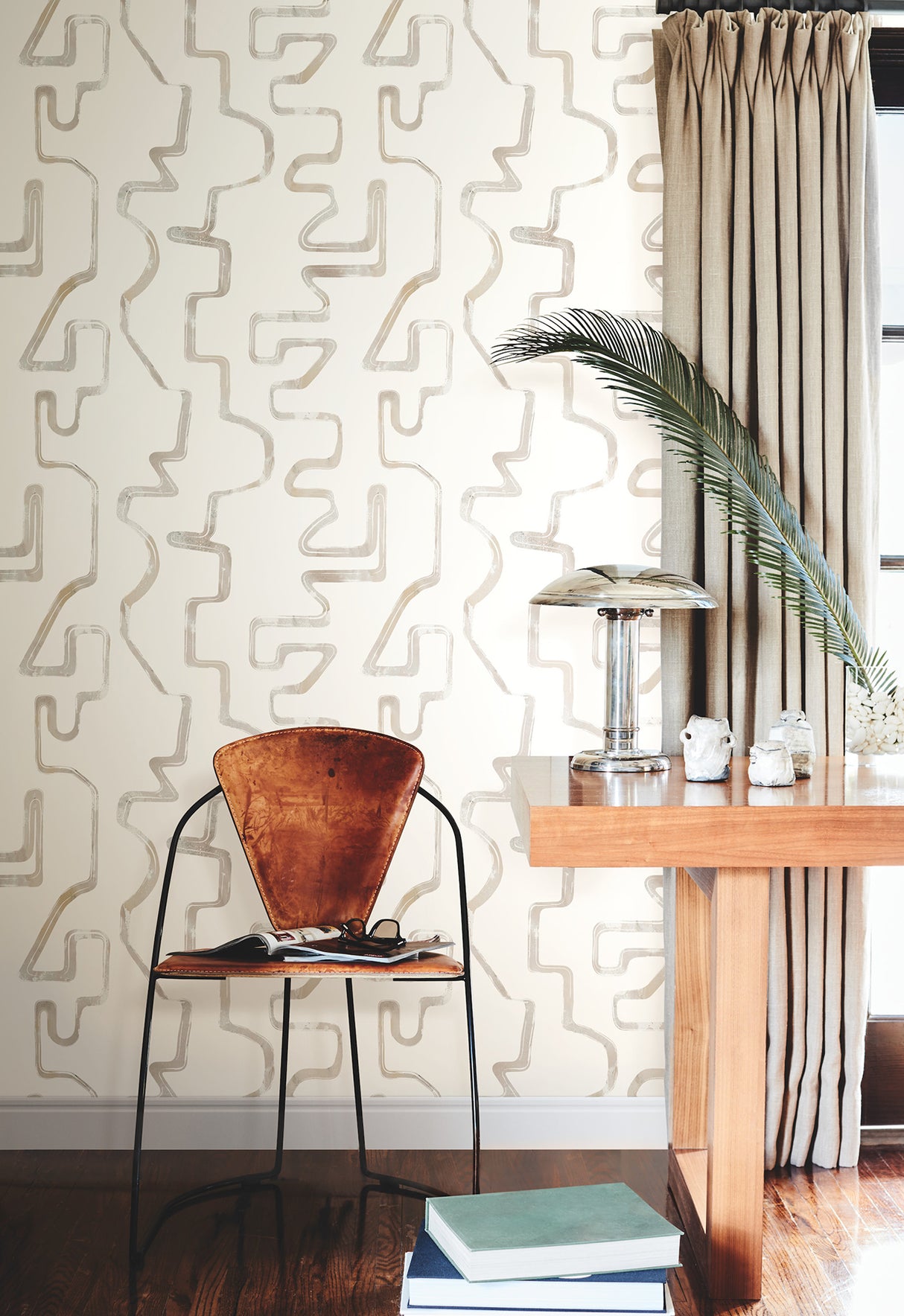 York AG2052 Abstract Aura Caramel & Cream Wallpaper