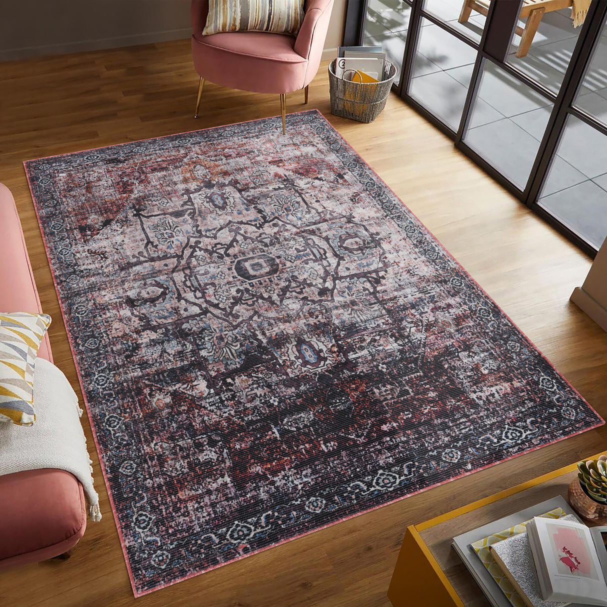 Amer Rugs ALA-1 Alaska Machine-Washable Vintage Medallion Power-Loomed /Red Area Rug