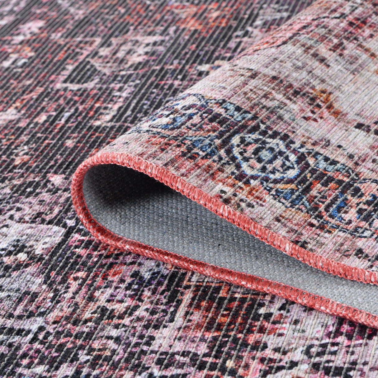 Amer Rugs ALA-1 Alaska Machine-Washable Vintage Medallion Power-Loomed /Red Area Rug