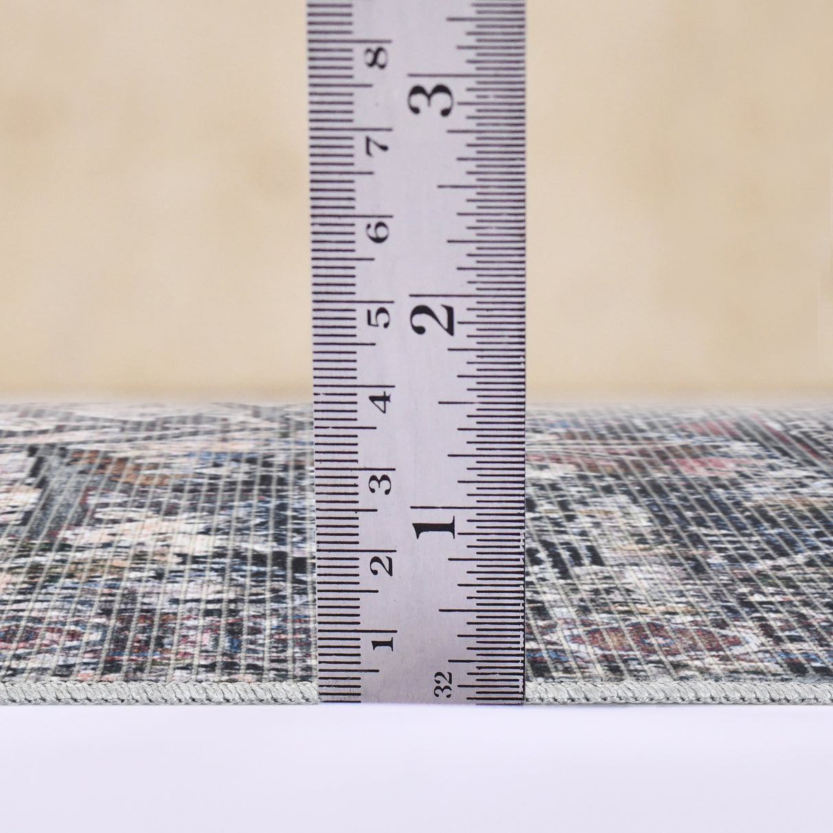 Amer Rugs ALA-2 Alaska Machine-Washable Vintage Medallion Power-Loomed /Gray Area Rug