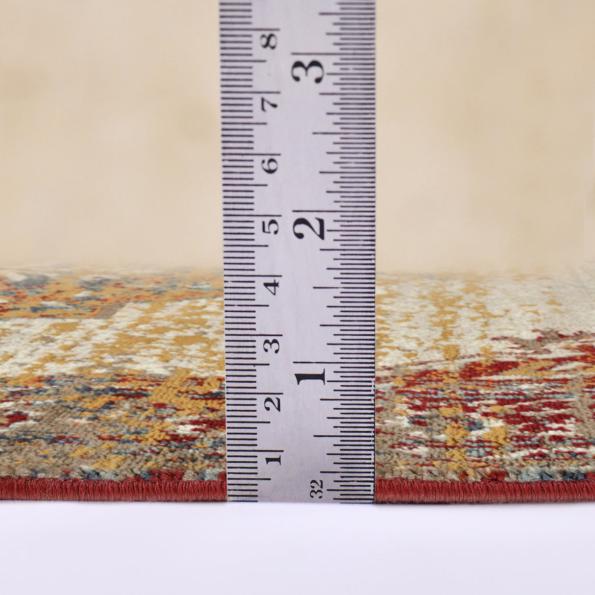 Amer Rugs ALU-4 Allure Classic Medallion /Red Area Rug