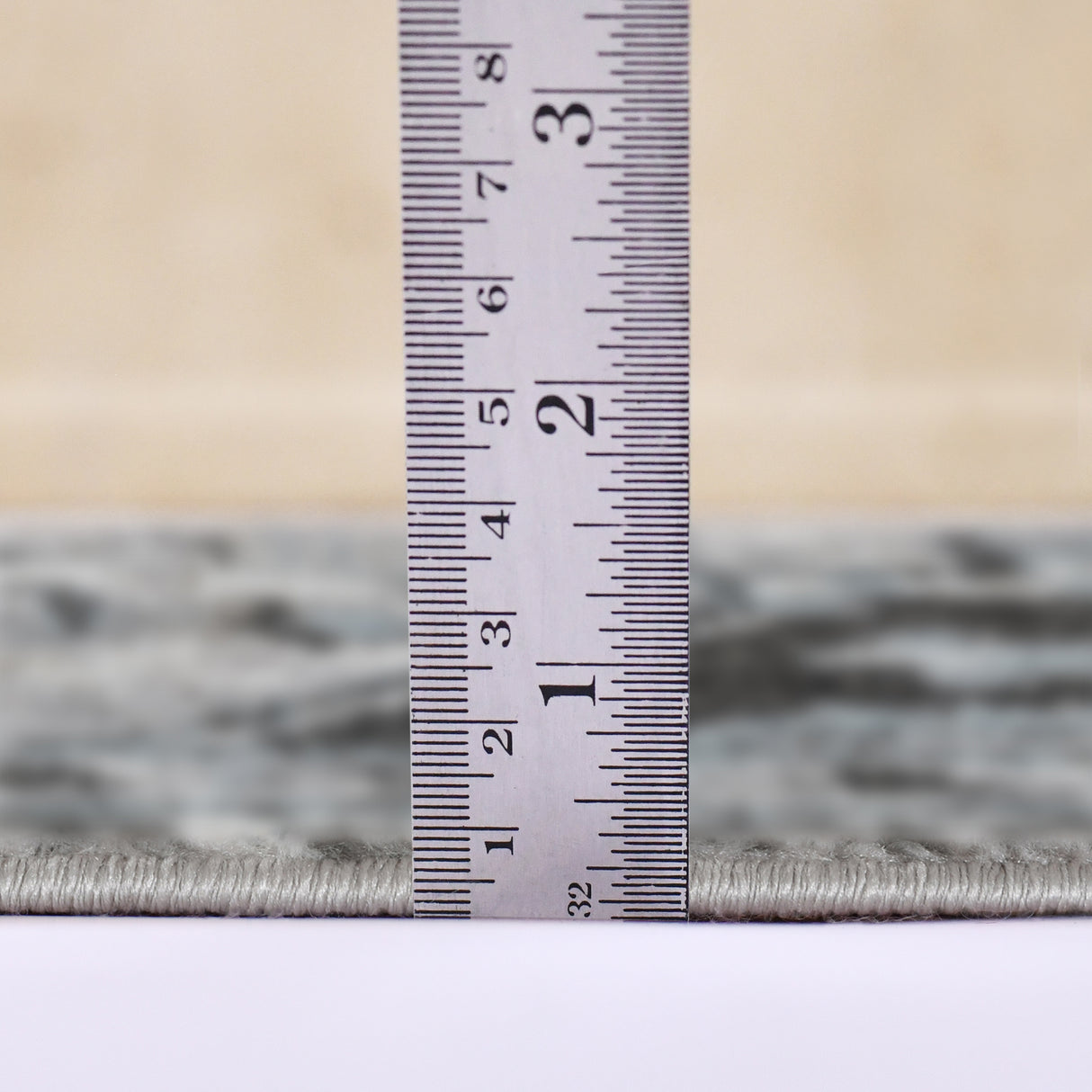 Amer Rugs ALX-49 Alexandria Contemporary Medallion /Gray Area Rug