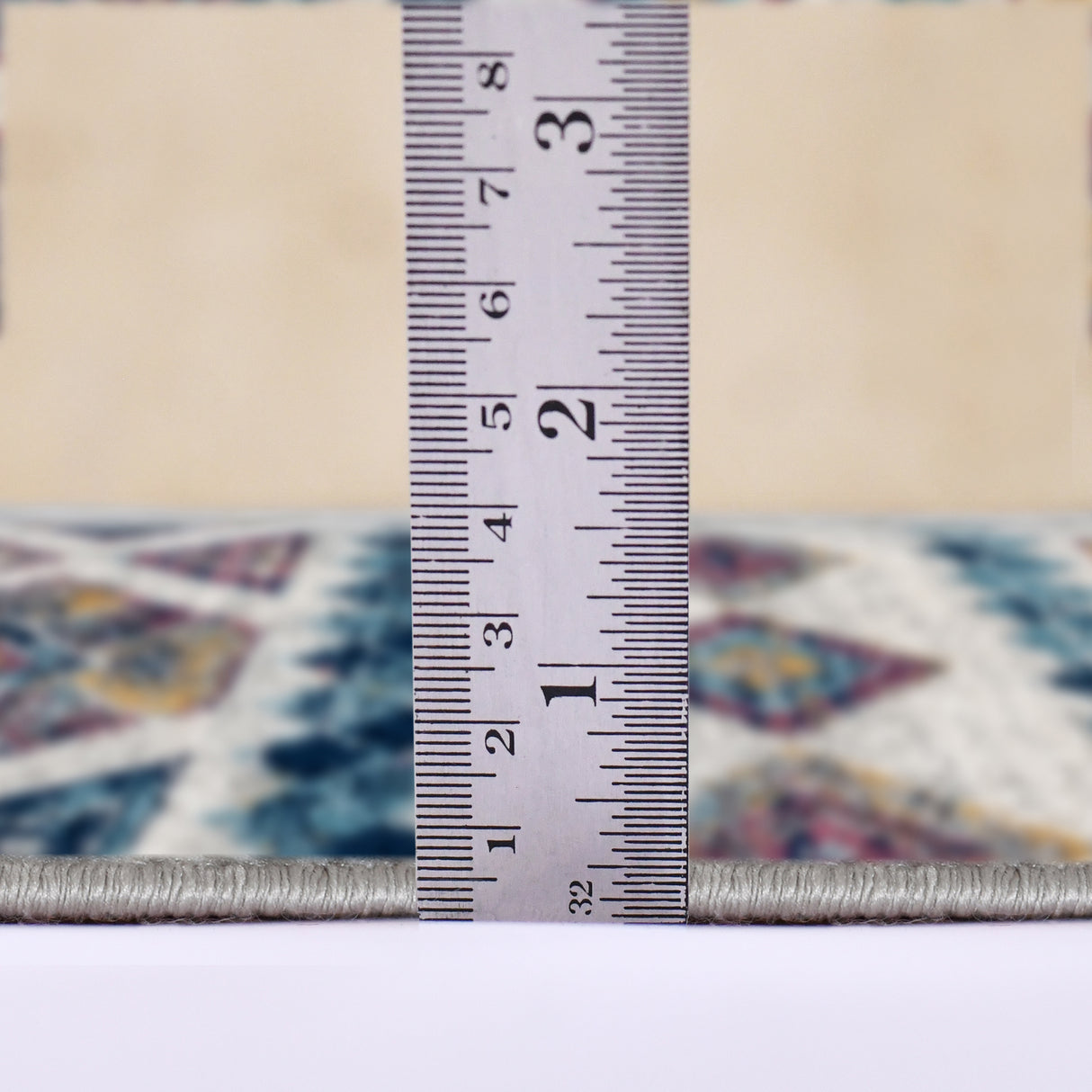 Amer Rugs ALX-80 Alexandria Contemporary Medallion Area Rug