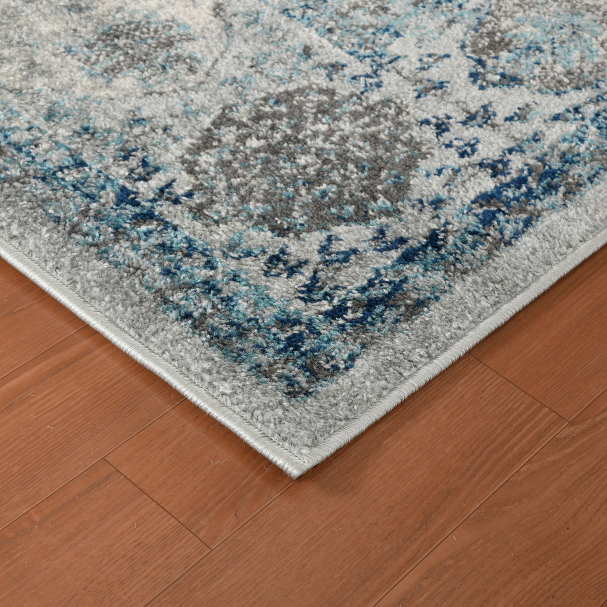 Amer Rugs ALX-83 Alexandria Classic Bordered /Sea Blue Area Rug
