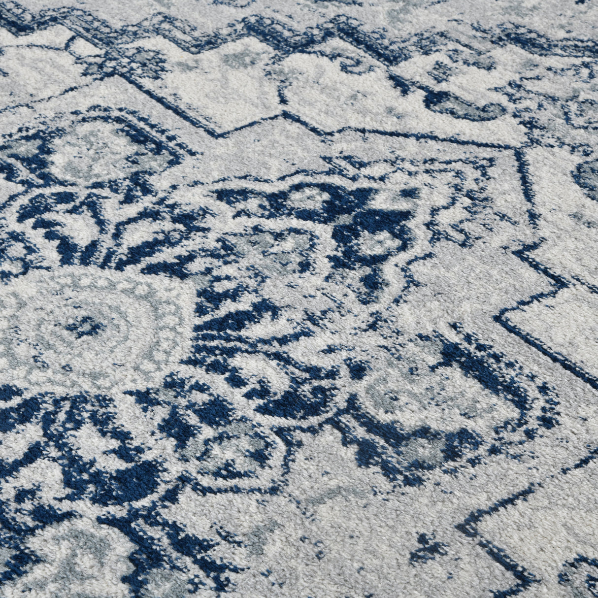 Amer Rugs ALX-92 Alexandria Classic Medallion Runner Rug, 2'6" X 10'3" Area Rug