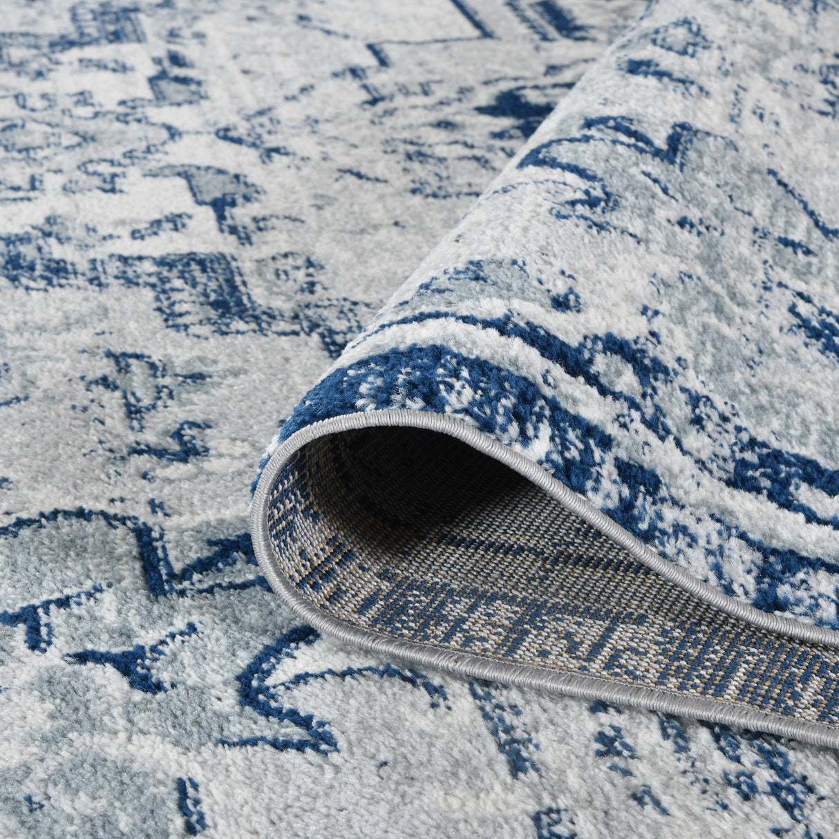 Amer Rugs ALX-92 Alexandria Classic Medallion Runner Rug, 2'6" X 10'3" Area Rug