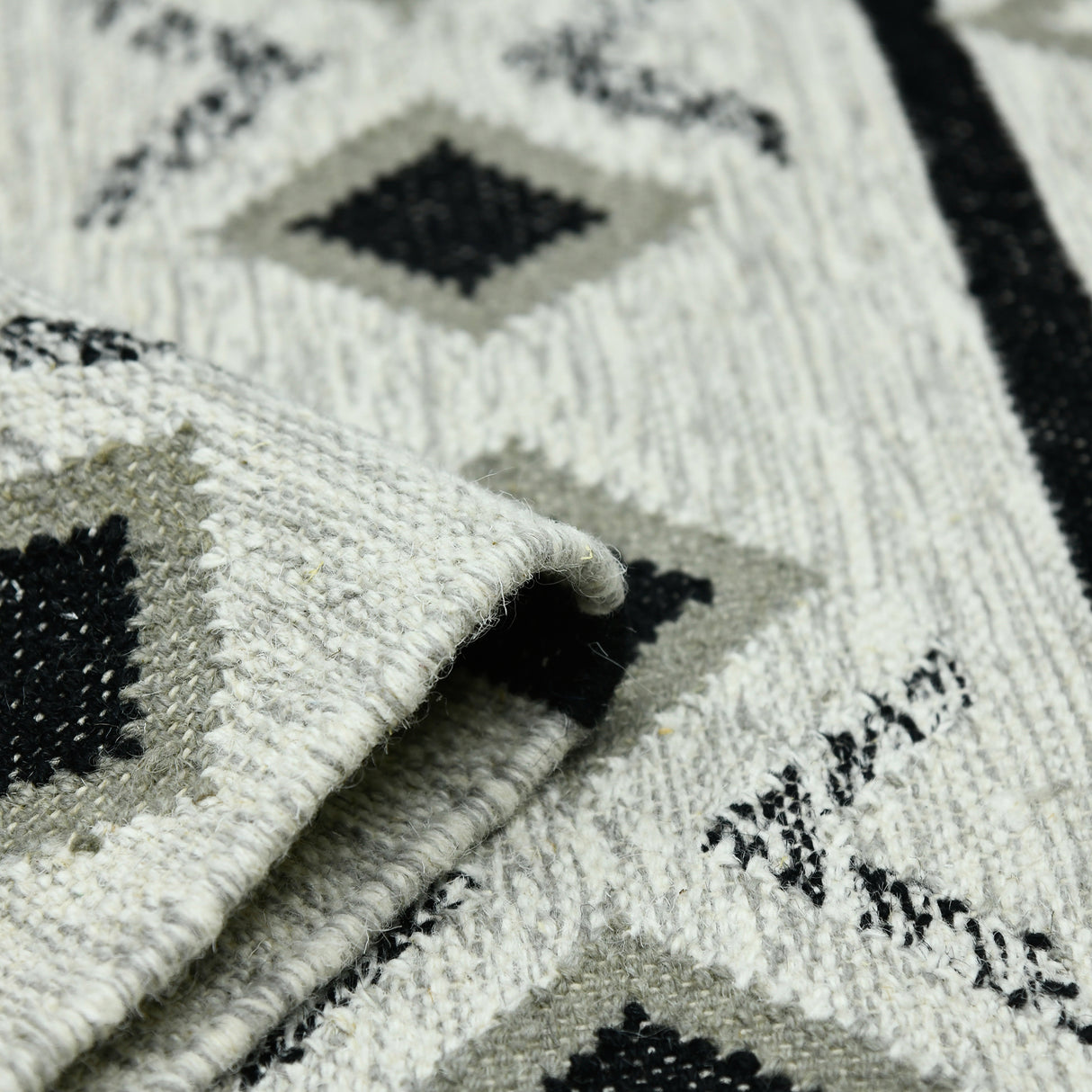 Amer Rugs ARI-4 Artifacts Southwestern Tribal Area Rug