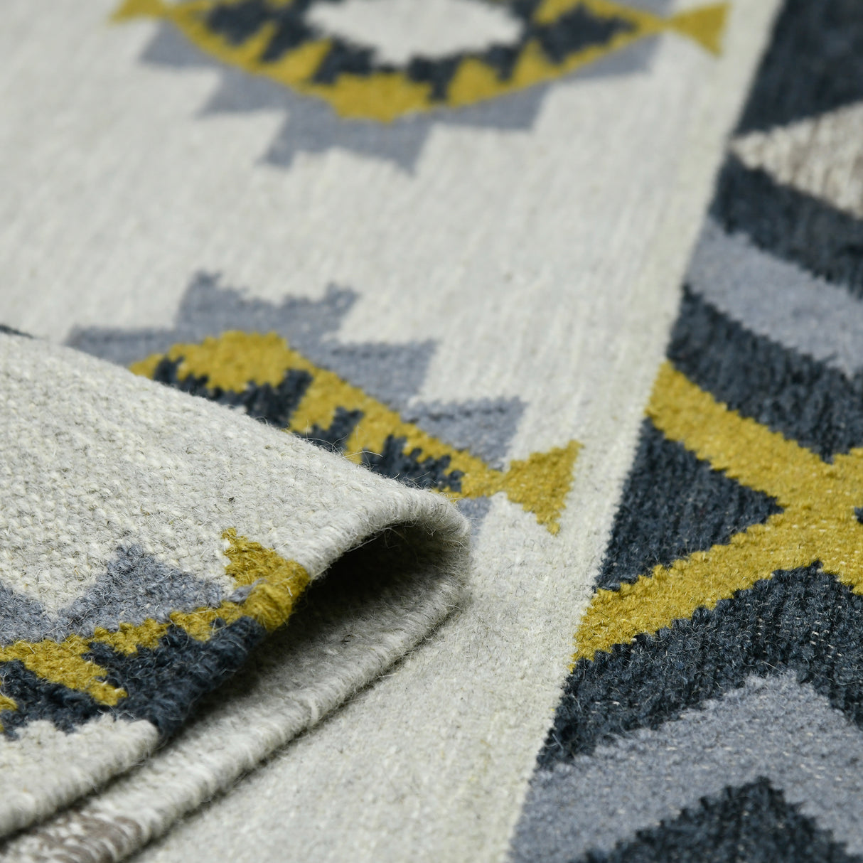 Amer Rugs ARI-5 Artifacts Southwestern Tribal Area Rug