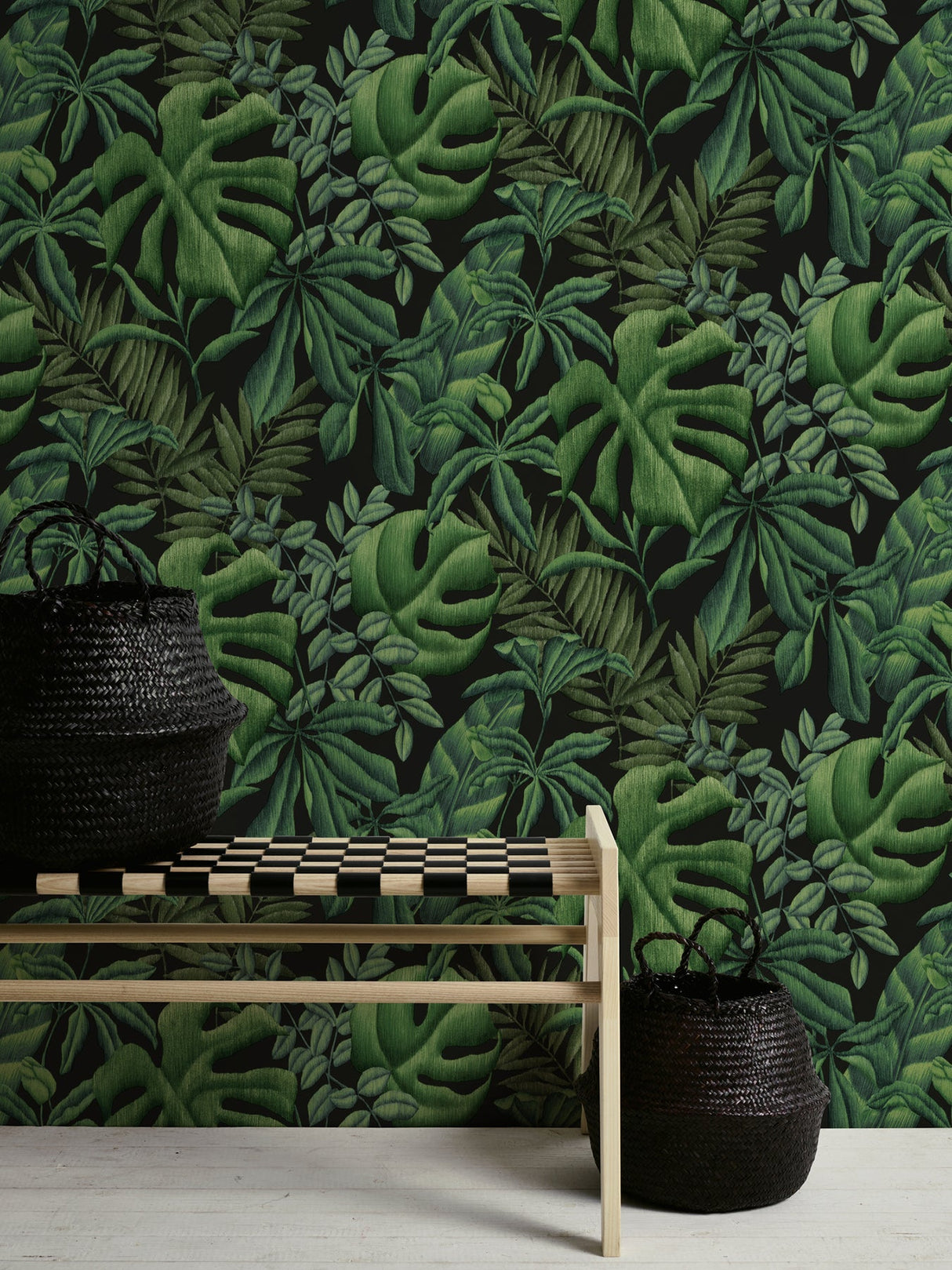 Eade’s Sapo Green Tropical Foliage Wallpaper Green
