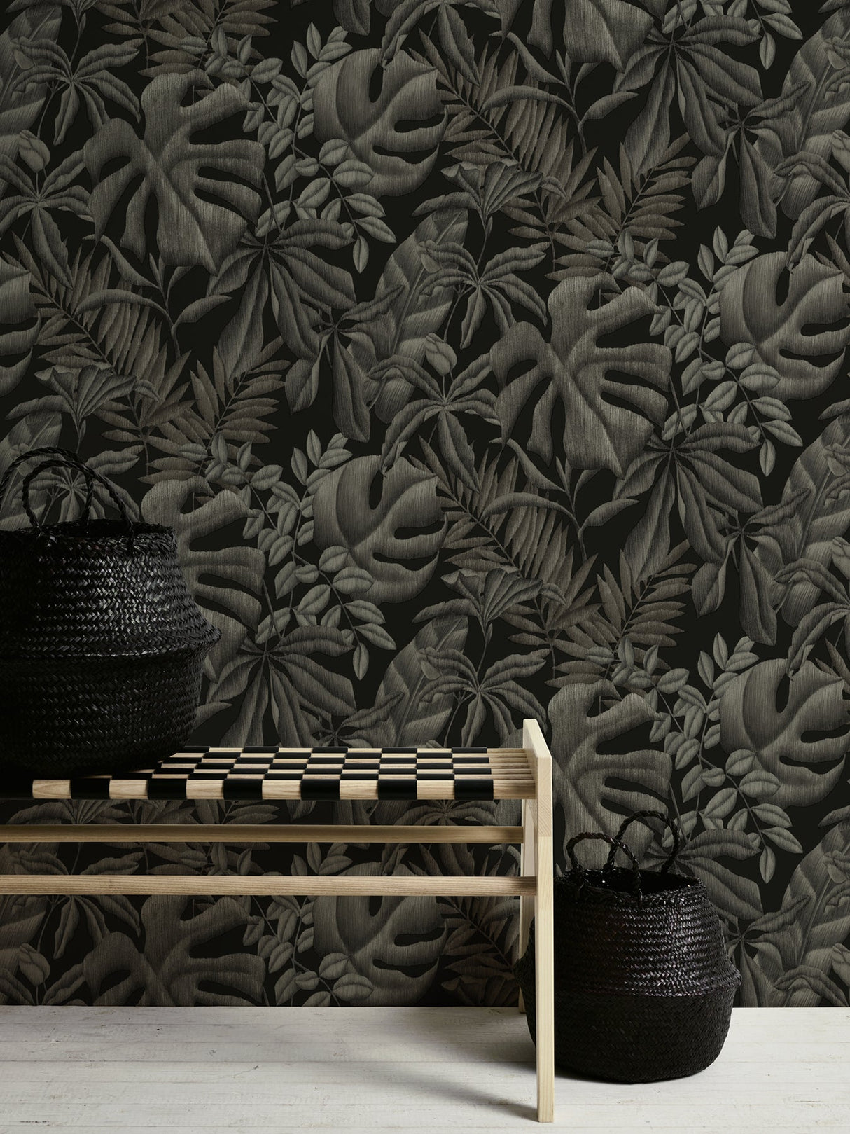 Eade’s Sapo Grey Tropical Foliage Wallpaper Grey