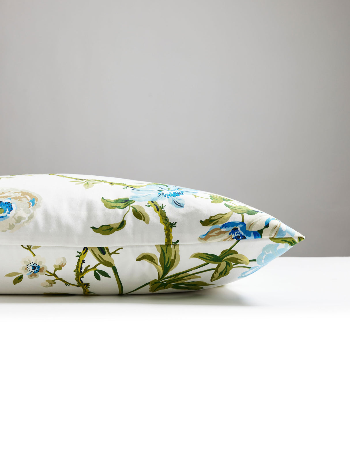 Scalamandre B0 0003SDDK3506 BOTANICAL GARDEN PILLOW - Pillow
