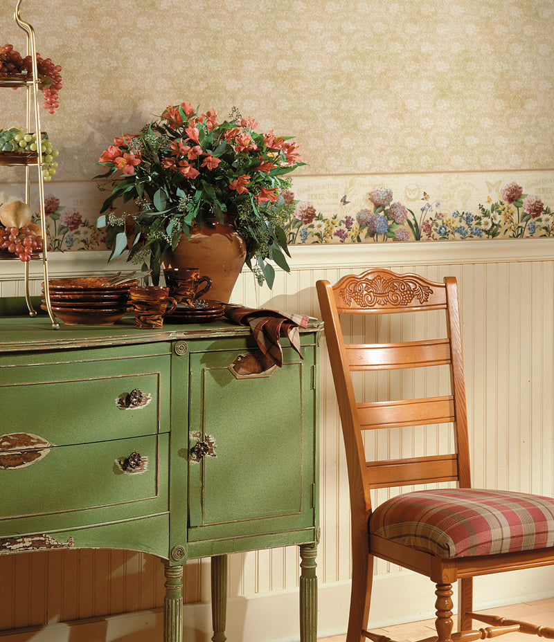 Chesapeake BBC44521B Poste Cream Springtime Trail Border